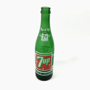VINTAGE 7up Bottle Glass